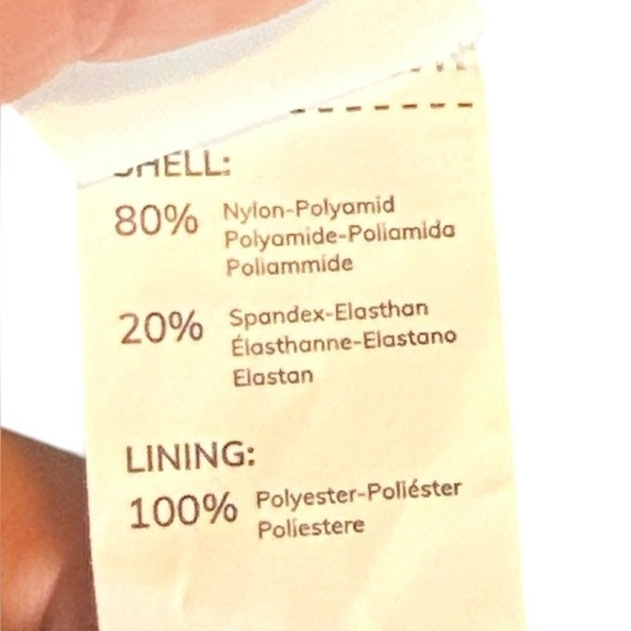 NWT Cupshe Colorful Paisley Halter ruffle Bikini Top adjustable straps Top only - Picture 7 of 7